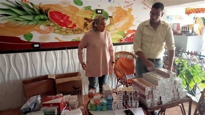 تموين غرب والجمرك بالإسكندرية تضبط سجائر بدون فواتير دالة على الحيازة 