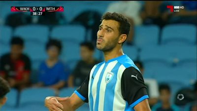 حمدي فتحي يشارك في فوز الوكرة على معيذر في افتتاح الدوري القطري