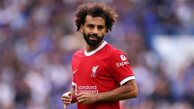 عاجل.. رئيس اتحاد جدة في إنجلترا من أجل التوقيع مع محمد صلاح