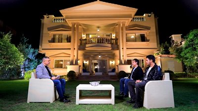 النجم محمد رياض و ابنه الفنان الشاب عمر بـ 