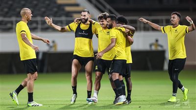 بنزيما يقود تشكيل اتحاد جدة أمام الوحدة في الدوري السعودي