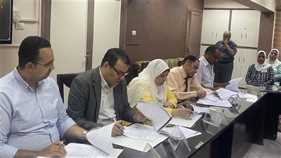 لليوم الثاني.. تعليم السويس تواصل مقابلات المتقدمين لشغل الوظائف القيادية