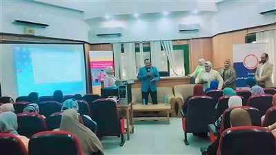 مديرالرعاية الصحية بالسويس يشهد فاعليات اليوم العالمي للرضاعة