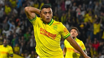 مكتسحًا التصويت.. مصطفى محمد يفوز بجائزة لاعب الشهر في نانت