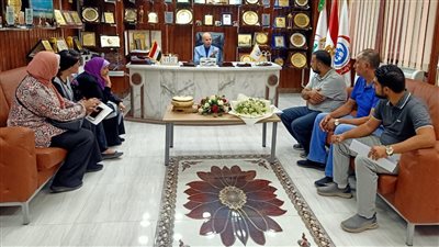 وكيل وزارة الصحة بالشرقية يجتمع بمديري الإدارات لمناقشة خطة عمل مبادرة ١٠٠ يوم