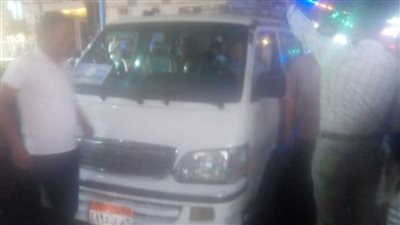 محافظ مطروح: تكثيف الحملات المرورية للتأكد من التزام سائقي سيارات ميكروباص بخط السير 