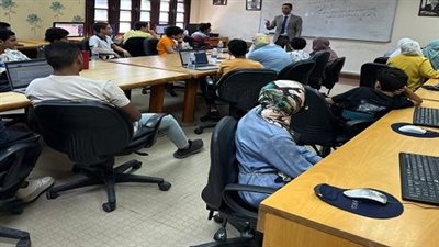 إستمرار فعاليات مبادرة البرمجة والتحول الرقمى بالمرحلة الأولى لمبادرة العلاقات العامة بدمنهور