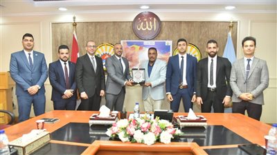 محافظ مطروح يستقبل أعضاء المبادرة الوطنية لتطوير الصناعة المصرية (ابدأ) 