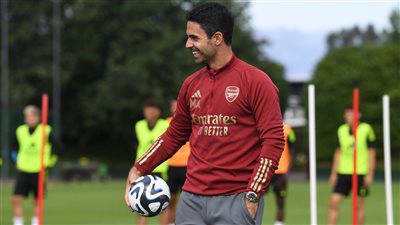 ثلاثي هجومي.. أرتيتا يعلن تشكيل أرسنال أمام مانشستر يونايتد بالدوري الإنجليزي