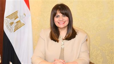 وزيرة الهجرة تشارك في افتتاح المعرض الدولي لصناعة الورق والتعبئة والتغليف والطباعة