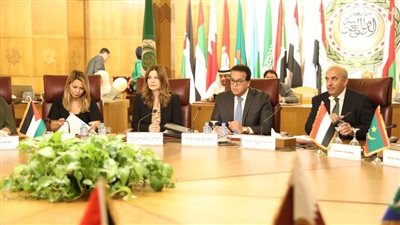 وزير الصحة ورئيس المكتب التنفيذي لمجلس وزراء الصحة العرب يشهد الاحتفال بيوم الصحة العربي