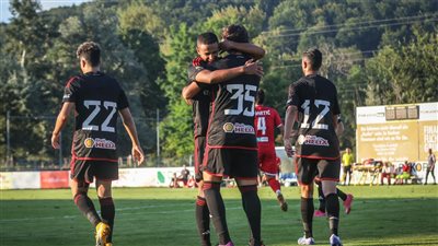 بعد رحيل تامر أبو العينين.. تعرف علي طبيب الأهلي الجديد