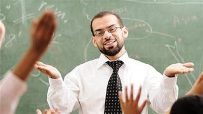 استخدام التليفون بشروط.. قرار صادم للمعلمين في العام الدراسي الجديد 