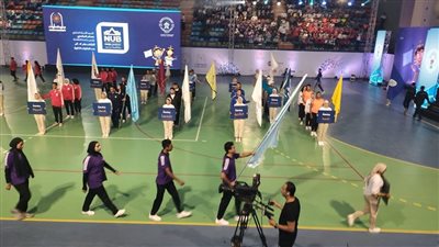 رئيس جامعة السويس يشارك إفتتاح فعاليات أسبوع شباب الجامعات بحلوان