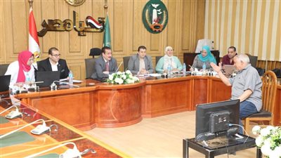 محافظ المنوفية يتابع مشروعات المبادرة الوطنية للمشروعات الخضراء الذكية 