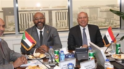 وزيرا النقل المصري والسوداني يترأسان الاجتماع رقم 181 للجمعيه العمومية لهيئة وادي النيل للملاحة النهرية