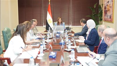 وزيرة التخطيط تتابع الموقف التنفيذي لمستهدفات خطة التنمية الاقتصادية والاجتماعية للعام المالي الحالي 23/2024