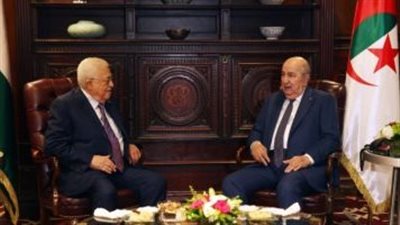 الرئيس الفلسطينى يجتمع مع نظيره الجزائرى فى نيويورك