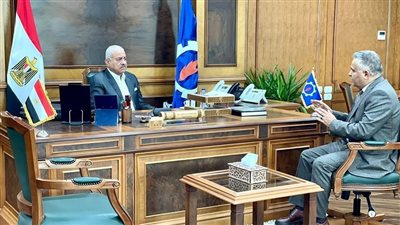 محافظ السويس يستقبل رئيس جامعة السويس