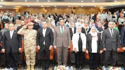 بالصور.. محافظ الدقهلية يشهد احتفال نقابة التمريض بالدقهلية باليوم العالمي للتمريض بديوان المحافظة