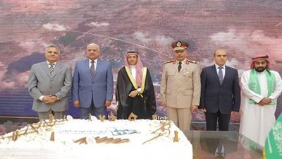 محافظ السويس يشهد الاحتفال باليوم الوطني