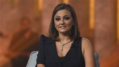 تمنت الإنتاج له.. بشرى: أحمد عز حباله طويلة