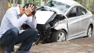  طالب يقود سيارة يدهس أب وابنيه في المقطم