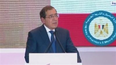 البترول: نستهدف حفر 110 آبار استكشافية باستثمارات 4.8 مليار دولار حتى 2030