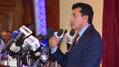 وزير الشباب والرياضة يُعلن تفاصيل زيادات مكافآت الرياضيين 
