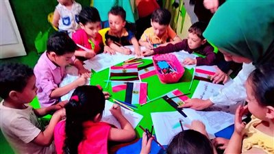 لوحات فنية لأطفال الغربية احتفالا بذكرى انتصارات أكتوبر المجيدة