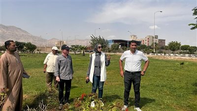  رئيس جهاز مدينة السويس الجديدة تتابع أعمال الزراعة والتجميل