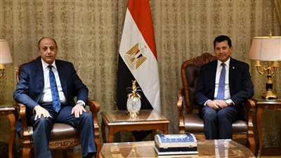 وزير الرياضة يستقبل وزير الطيران بمقر الوزارة بالعاصمة الادارية الجديدة 