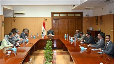  الدكتور سويلم يتابع أعمال تقييم المنشآت المائية وقناطر الأفمام والحجز على الترع ، وأولويات الإحلال والصيانة