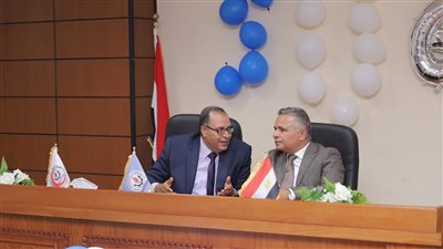 طب السويس تنظم حفل إستقبال للطلاب بحضور رئيس الجامعة