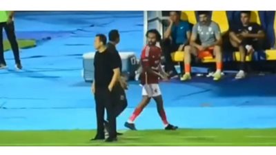 بعد مشادة مع قمصان.. الأهلي يحسم الجدل بشأن توقيع عقوبة على الشحات