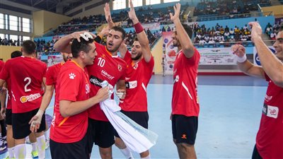 اللقب السادس.. الأهلي يتوّج بلقب بطولة أفريقيا للأندية لكرة اليد