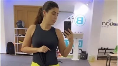 من داخل الجيم.. أيتن عامر تستعرض عضلاتها 
