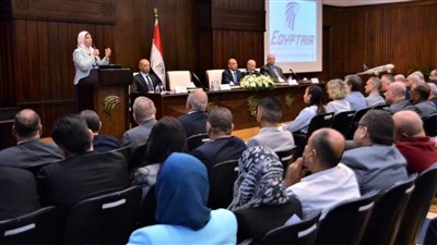  ندوة تثقيفية للعاملين بقطاع الطيران تحت عنوان  