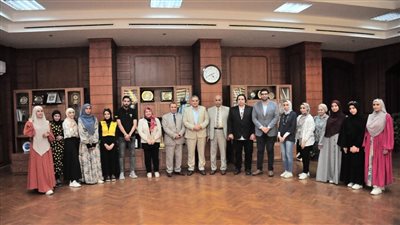 منح مالية لطلاب جامعة كفرالشيخ ضمن مبادرة الطالب المنتج