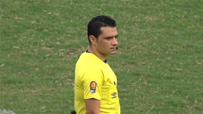عمرو الشناوي علي VAR.. محمود البنا حكما لمباراة الأهلي والإسماعيلي في الدوري
