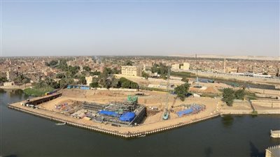 الدكتور سويلم يتابع الموقف التنفيذى لمشروع مجموعة قناطر ديروط الجديدة 