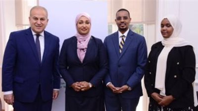 وزيرة البيئة الصومالية تزور مركز القاهرة الدولى فى إطار التعاون بشأن مبادرة رئاسة COP27