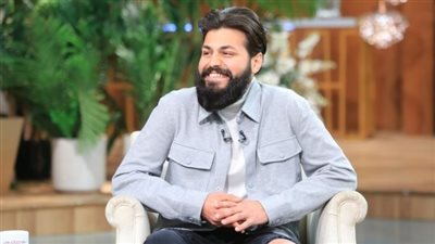 حافظ كتاب الله.. مسلم: والدي رجل أزهري ومبحبش اسمه يختلط في الغناء