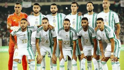 رياض محرز يقود هجوم منتخب الجزائر أمام منتخب مصر وديًا