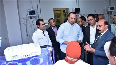 رئيس هيئة الرعاية الصحية يلتقي محافظ أسوان