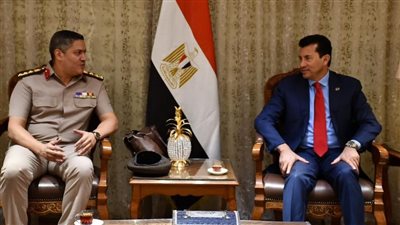  وزير الشباب والرياضة يلتقي باللجنة العليا للرعاية الطبية للرياضيين