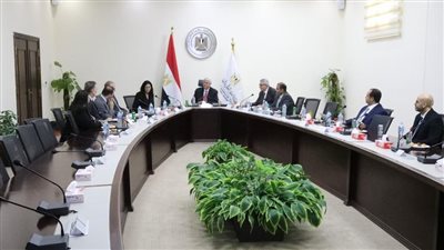 وزير التعليم العالى يرأس اجتماع مجلس إدارة هيئة التبادل التعليمي