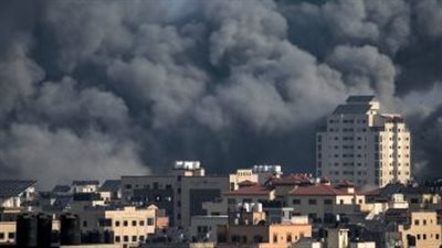 استشهاد 15 فلسطينيا وإصابة 60 آخرين فى قصف إسرائيلى لمربع سكنى بخان يونس