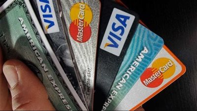 سرقة بيانات بطاقات الدفع الإلكتروني.. ضبط عاطل بتهمة النصب والإحتيال على عملاء البنوك 