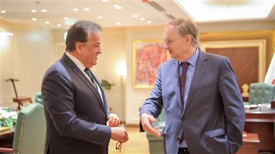 وزير الصحة يستقبل سفير الاتحاد الأوروبي في مصر لبحث التعاون بالملف الصحي